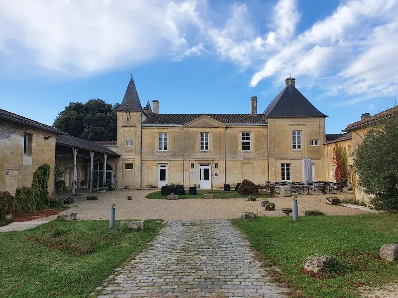 Château Fleur de Roques
